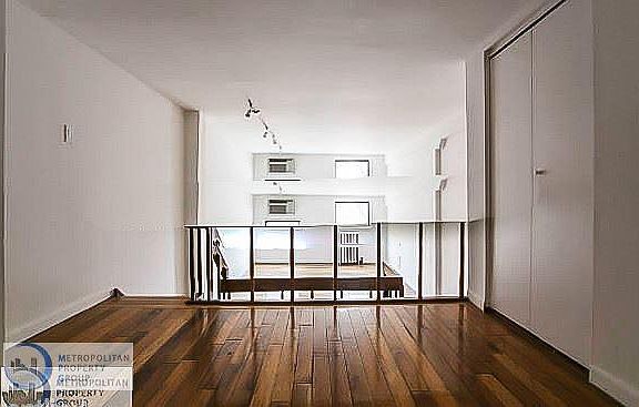 2nd image of 690 Greenwich St APT 4a