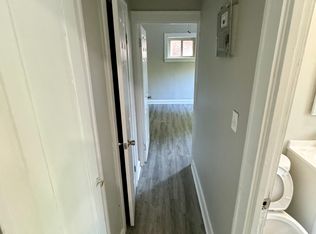 2 bed, 1.0 bath, 800 sqft, $895, Cleveland, OH 44120