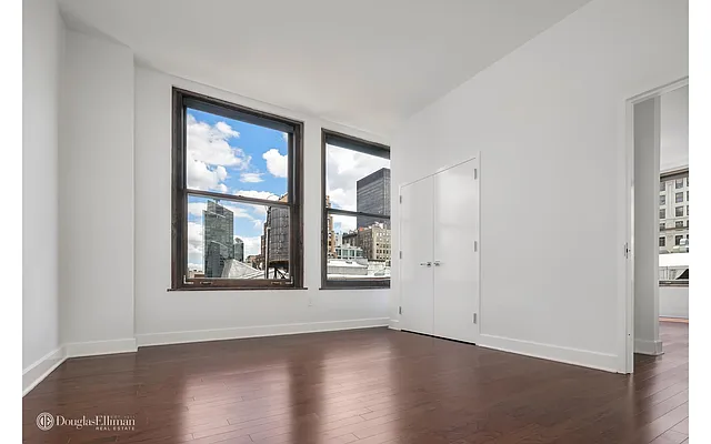 Rented by Douglas Elliman | media 20