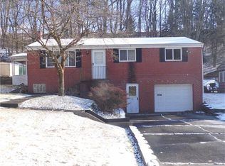 612 Shadyside Dr, West Mifflin, PA
