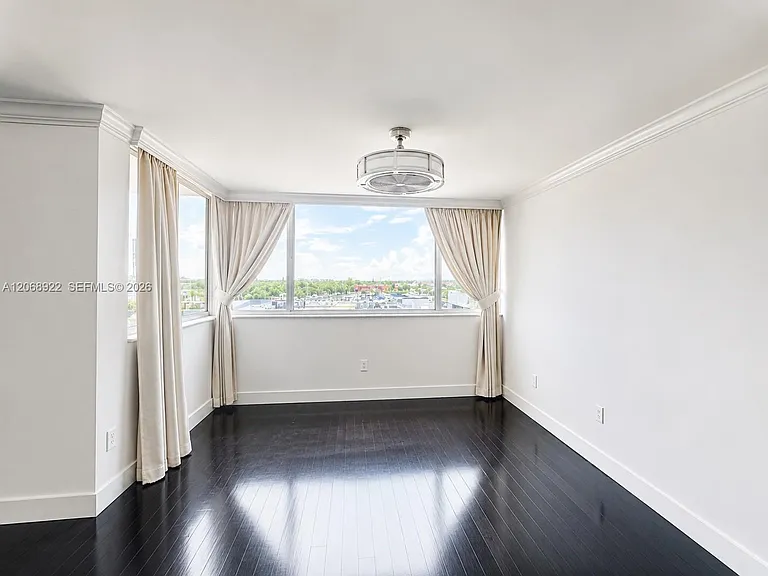 1700 NW North River Dr #805 — Photo 13