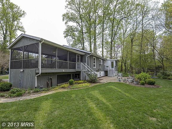 2nd image of 526 Anne Arundel Blvd