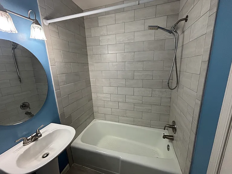 9613 Ashbourn Dr — Photo 2