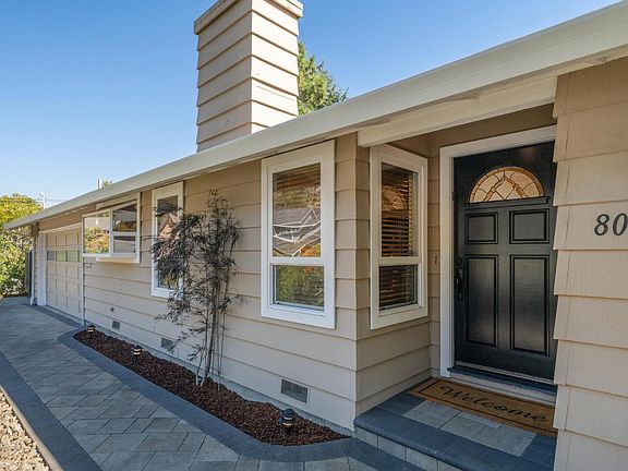 2nd image of 80 Twelveoak Hill Drive