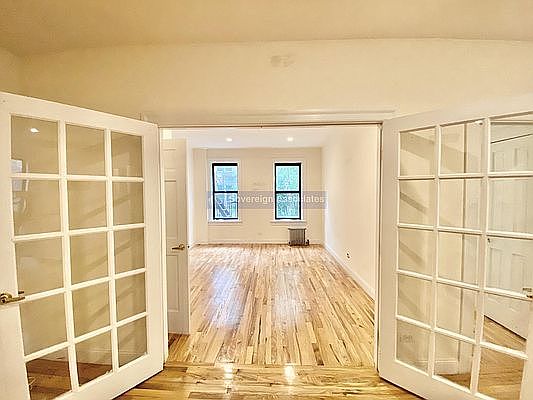 3rd image of 116 Seaman Ave APT 2A