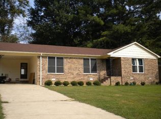 38 Fair Acres Dr, Jackson, TN 38305