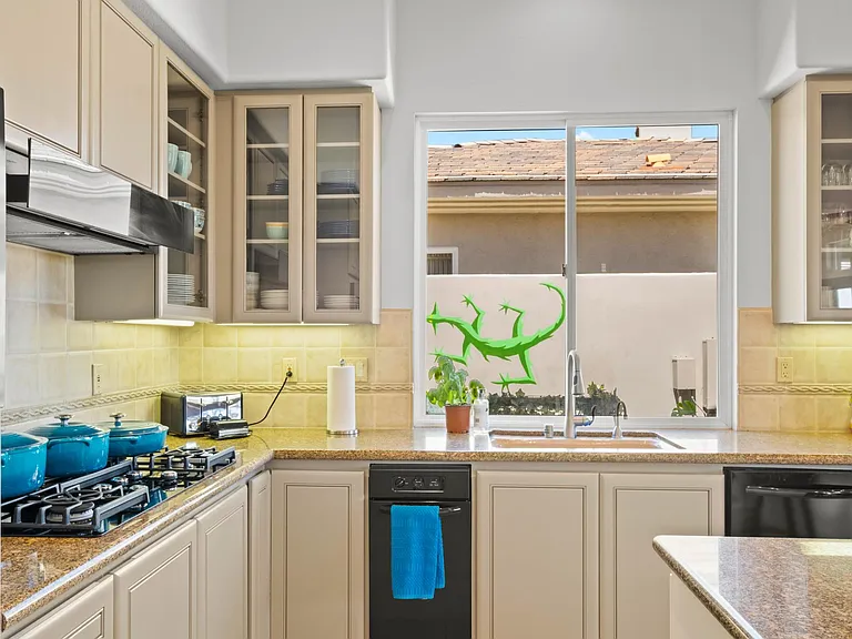 872 Mission Creek Dr — Photo 14