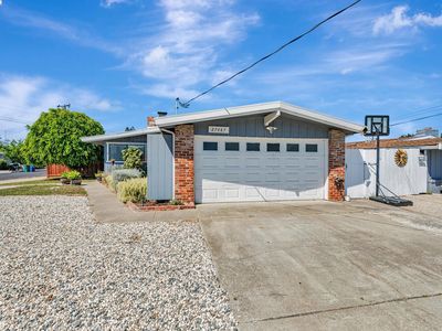 27487 Berenda Way, Hayward, CA, 94544