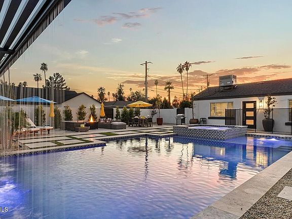 4th image of 3539 E Montecito Avenue