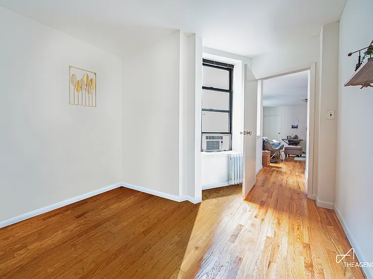 310 W 95th St #5B — Photo 4