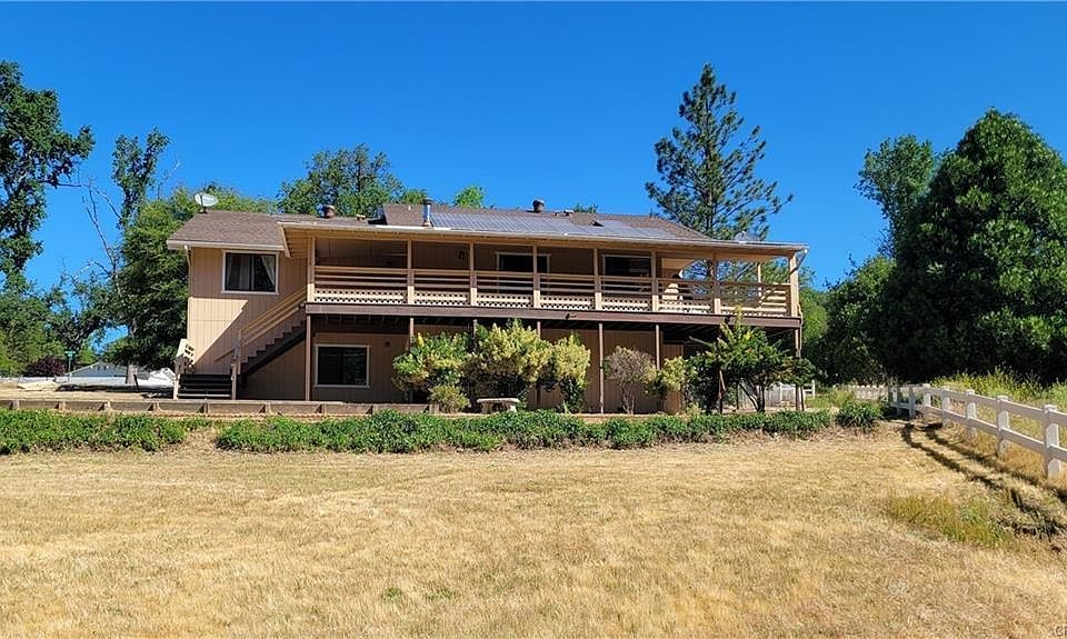 1st image of 46086 Beechwood Dr