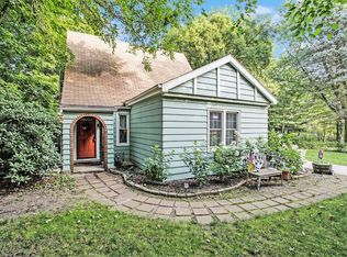 3094 Wissing Ln, Saint Joseph, MI 49085