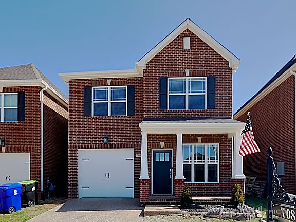 2nd image of 708 Indian Ridge Cir