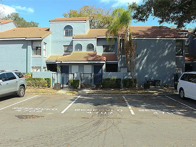 4707 Chevy Pl — Photo 24