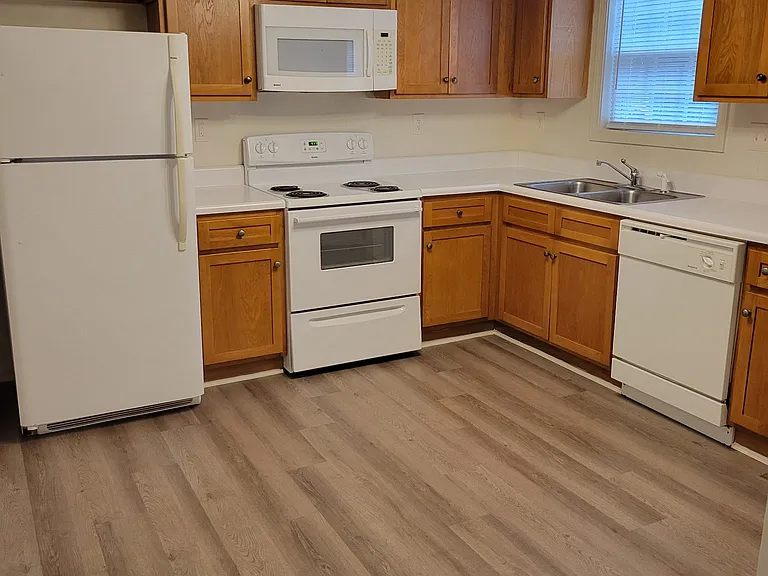 220A Polo Crowne Ave #A — Photo 2