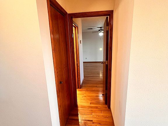 3rd image of 77 S Lost Canyon St