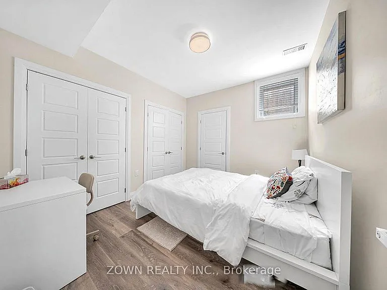 736 Hillview Cres #BASEMENT — Photo 5