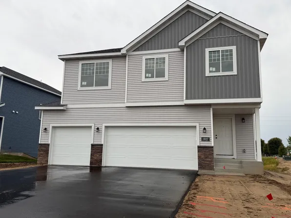 1927 Pierce St S, Cambridge, MN 55008