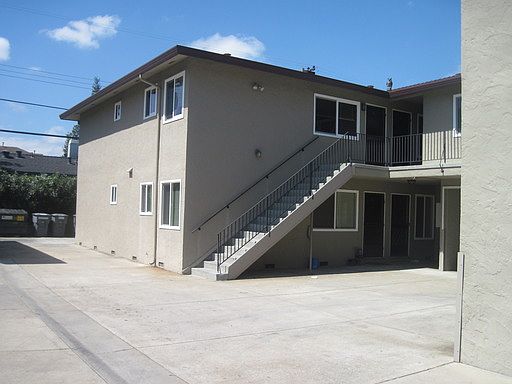 2nd image of 824 Maryann Dr APT 03