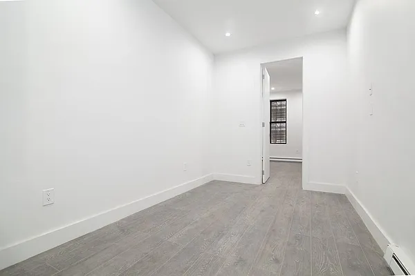 Rented by REAL New York | media 15