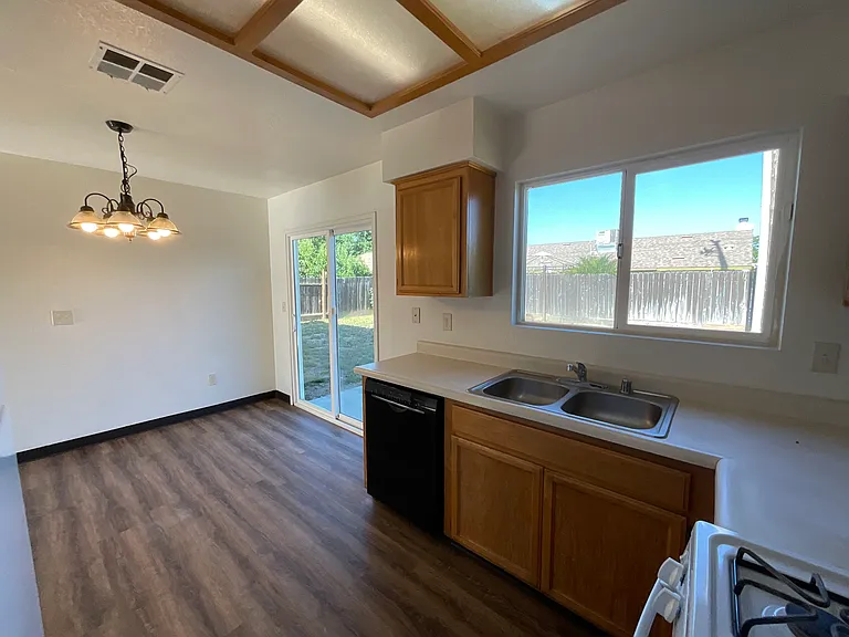 1388 Barcelona Way — Photo 7