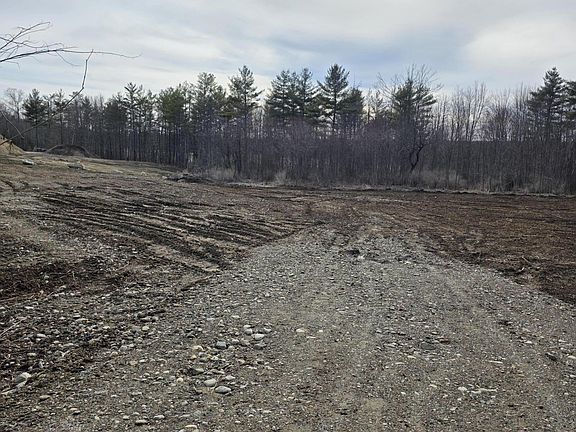 3rd image of 292 Doyle Road