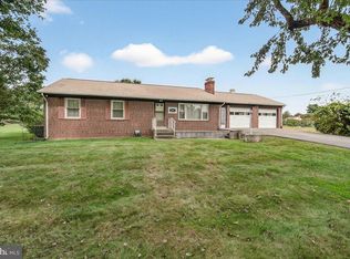 2704 Spencerville Rd, Burtonsville, MD 20866