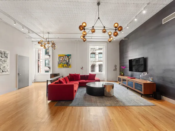 54 Greene Street image 2 of 10