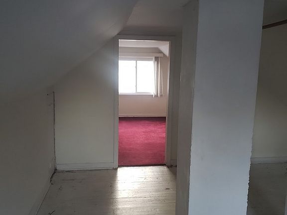 4th image of 1245 McCullough St