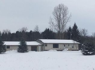 5820 Snay Rd, Palms, MI 48465