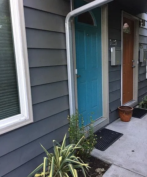 7427 NE 6th Ave — Photo 3