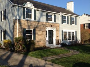 3294 Van Aken Blvd, Shaker Heights, OH 44120