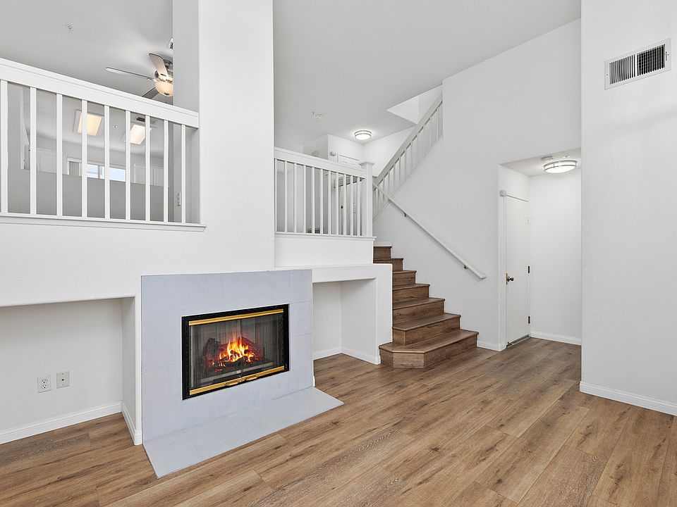 1st image of 10118 Wateridge Cir