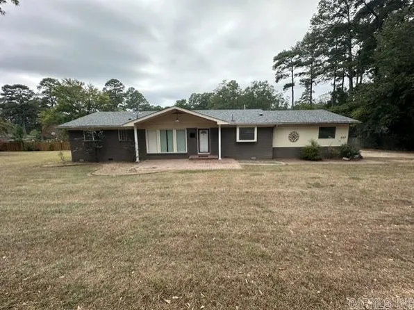 917 Highland Cir, Magnolia, AR 71753