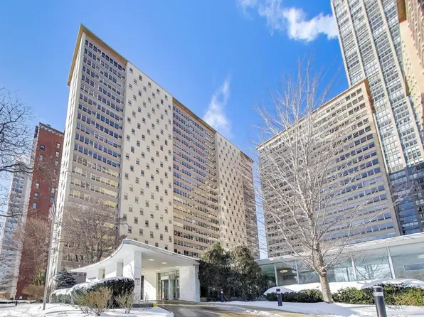 3950 N Lake Shore Dr #1130, Chicago, IL 60613