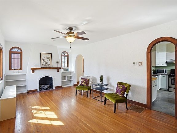 3rd image of 565 Shroyer Rd