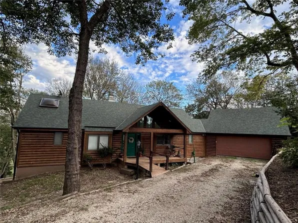 31557 Lookout Rd, Paola, KS 66071