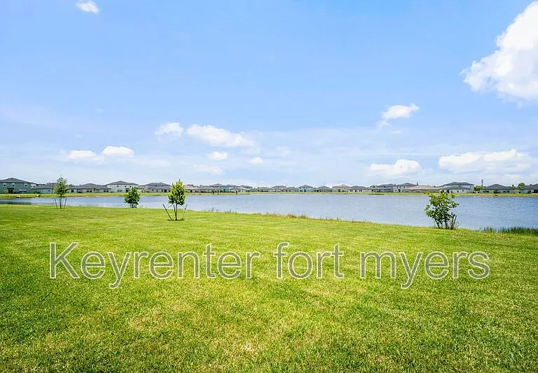 17633 Paradiso Way — Photo 32