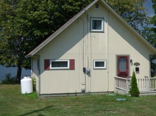 203 Bingham Shore Rd, Saint Albans, VT 05478