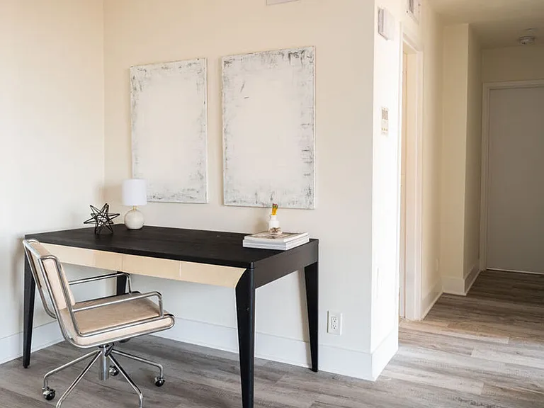 100 S Doheny Dr #1011 — Photo 9