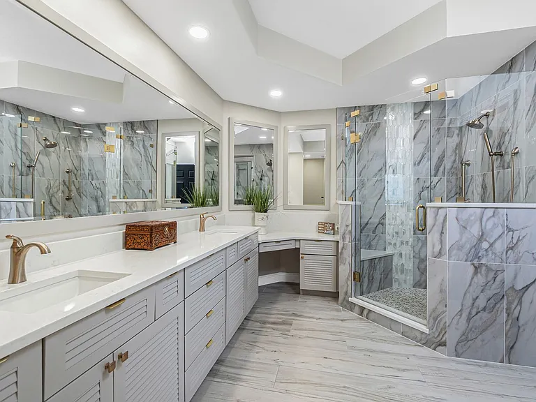 3313 Sunset Key Cir #701 — Photo 50