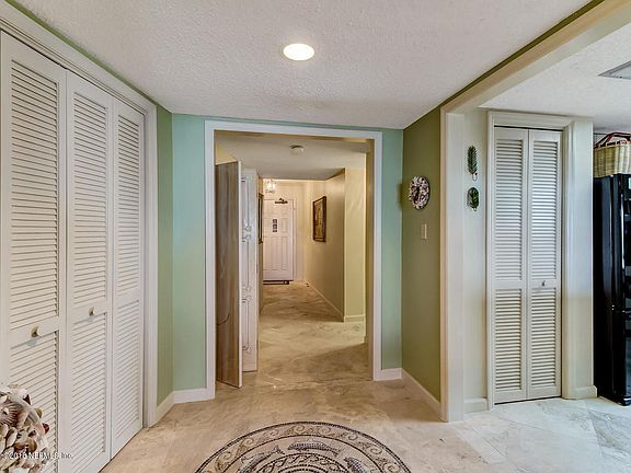 3rd image of 3460 S Fletcher Ave APT 401
