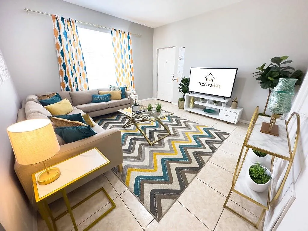 4 bed, 3.0 bath, 1650 sqft, $2,400 — Photo 4