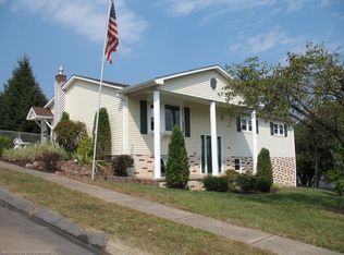 1213 Mowery St, Old Forge, PA 18518