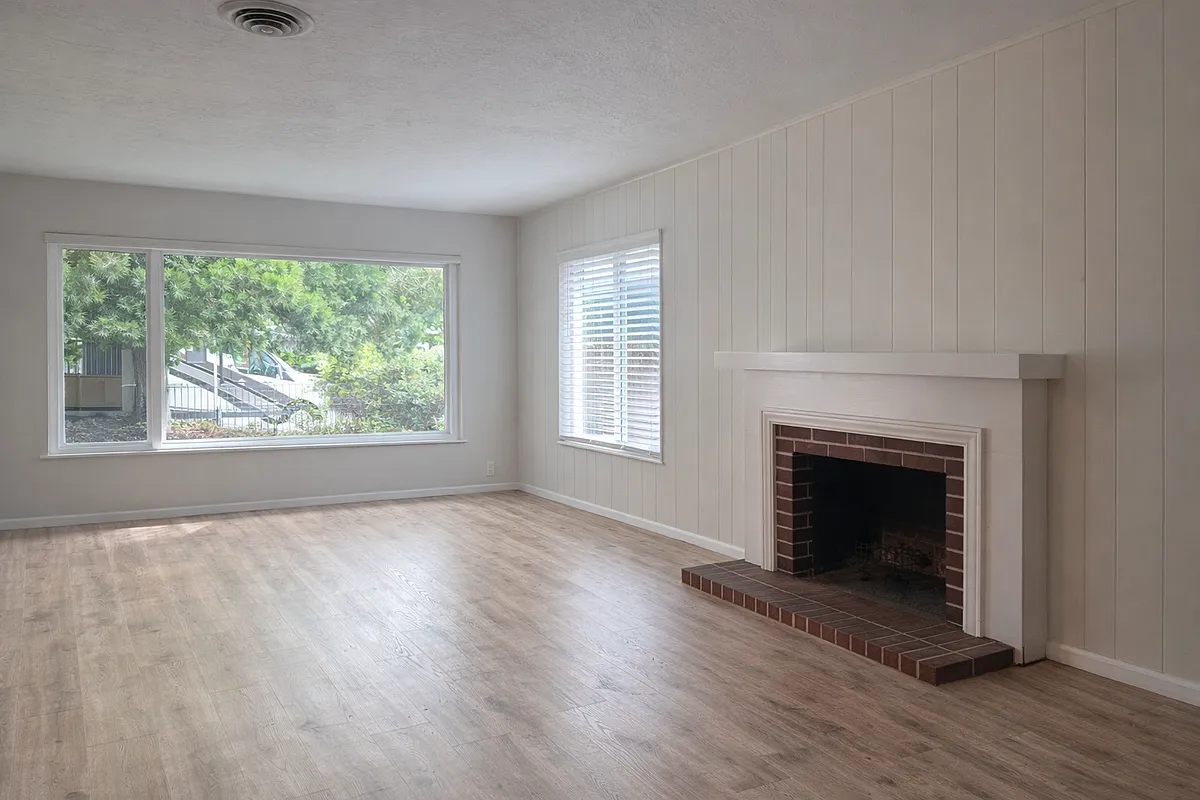 Building Photo - 507 Gerard Dr