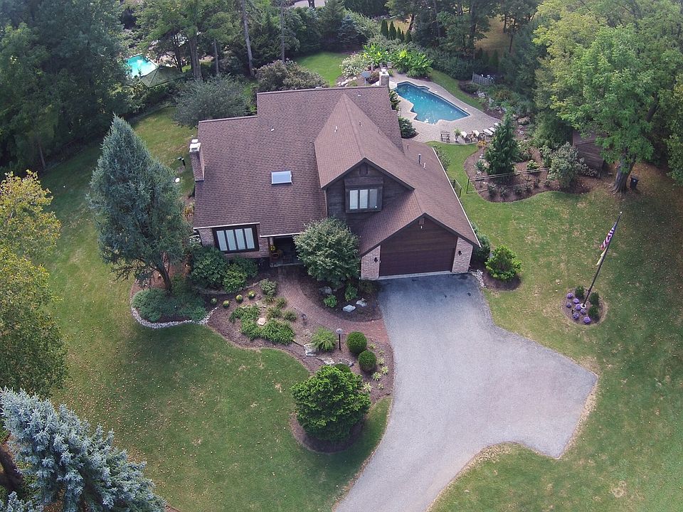 1st image of 234 Bella Vista Dr