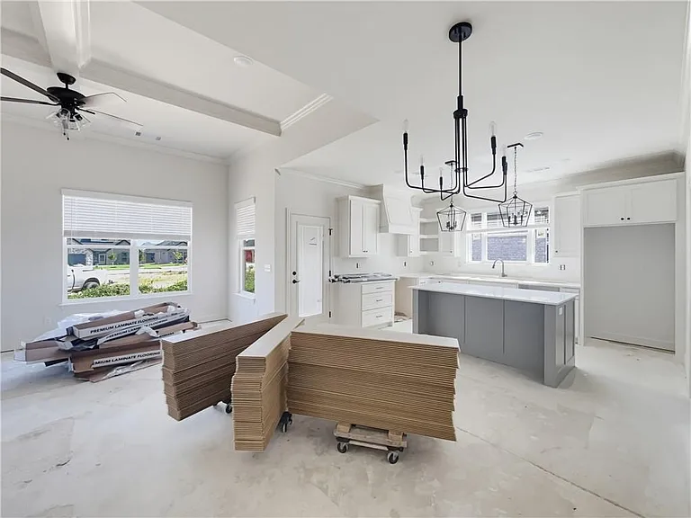6800 Basswood Ave — Photo 2