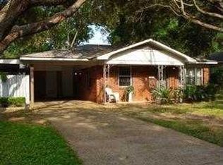 656 Townsend Cir, Chickasaw, AL 36611
