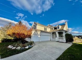 945 Watersedge Ct, Oxford, MI