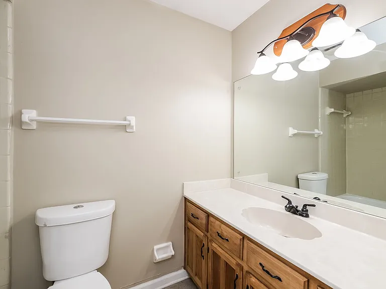 7549 Clarkfield Pl — Photo 10
